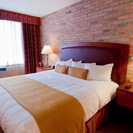 Quality Hotel Downtown-Inn At False Creek Vancouver Room photo